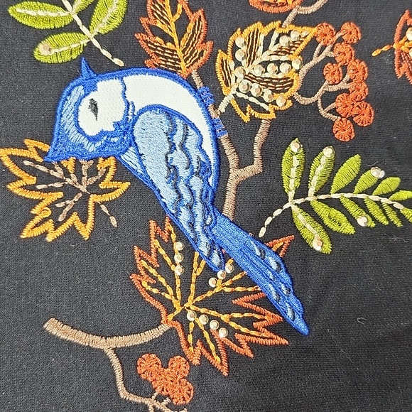 Alfred Dunner Ladies Size Medium Crew Neck Sweater Embroidery Blue Jay Birds - Picture 11 of 14